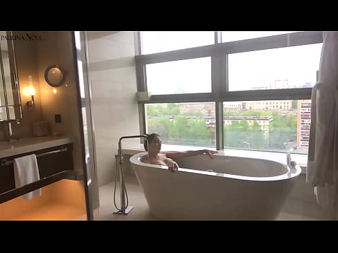 ❤️ Garota tremenda Masturbando-se apaixonadamente no banheiro ☑ Porno real em nós