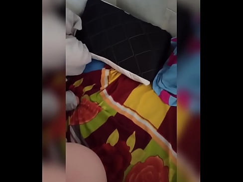 ❤️ Minha colega de quarto fica sozinha em casa porque seu marido vai de férias e eu aproveito para fodê-la e encher seu traseiro de leite ☑ Porno real em nós